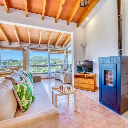 2 Bedroom Country House,